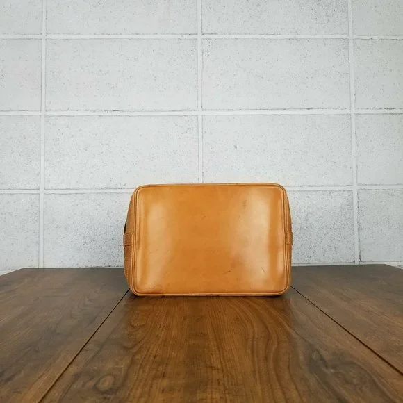 Louis Vuitton Monogram Noe Shoulder Bag - Picture 5 of 14